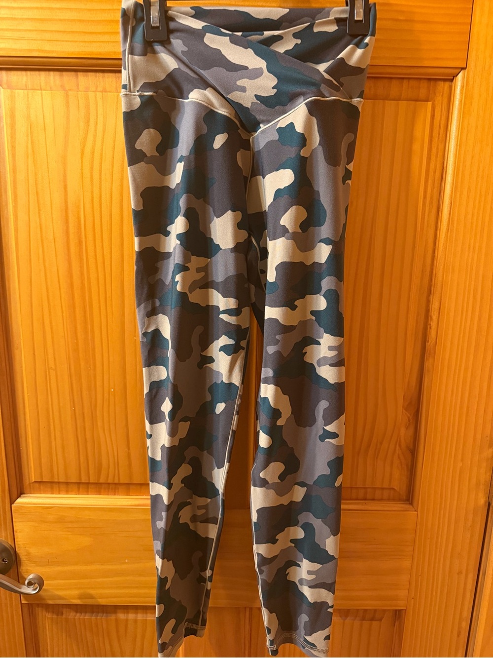 Aerie Offline Camo Crossover Legging
